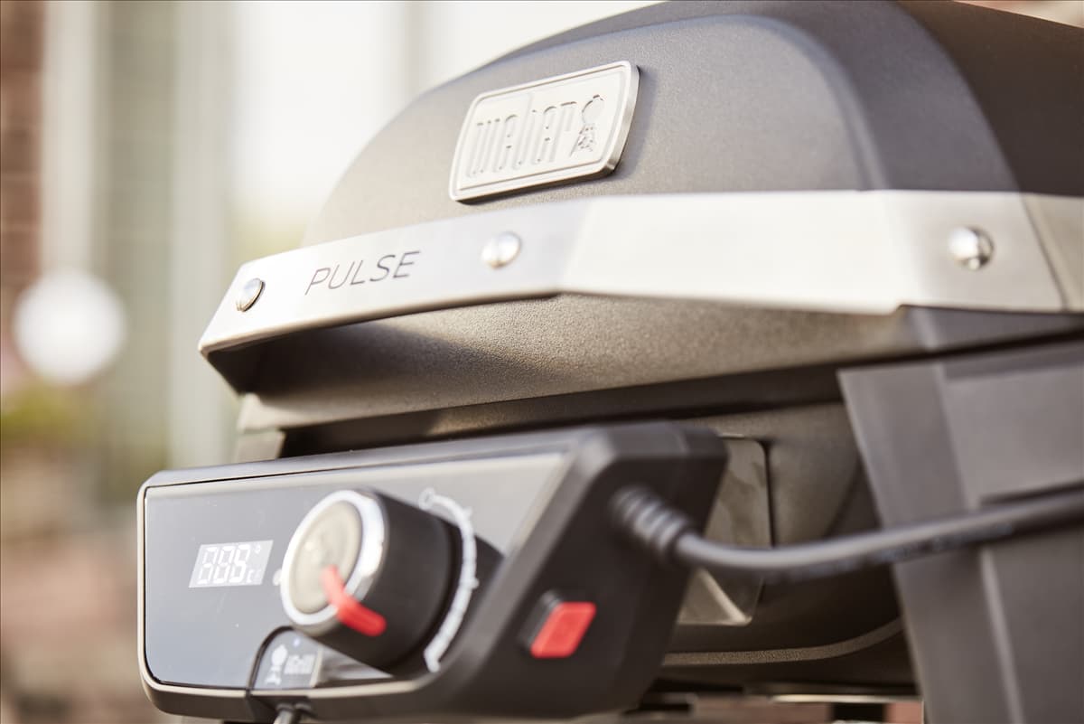 Pulse_1000_with_stand_04731.jpg